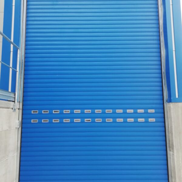 Serranda Industriale 1 Coibentata Blu 5010